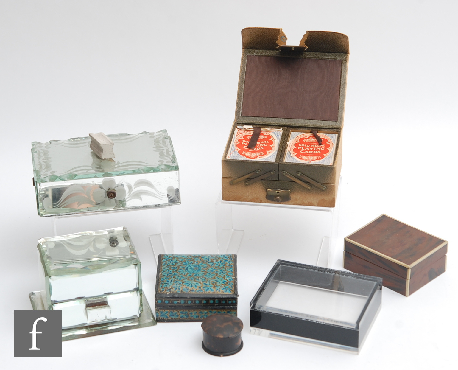 A collection of assorted boxes to include mirrored jewellery boxes, a black lacquered box with