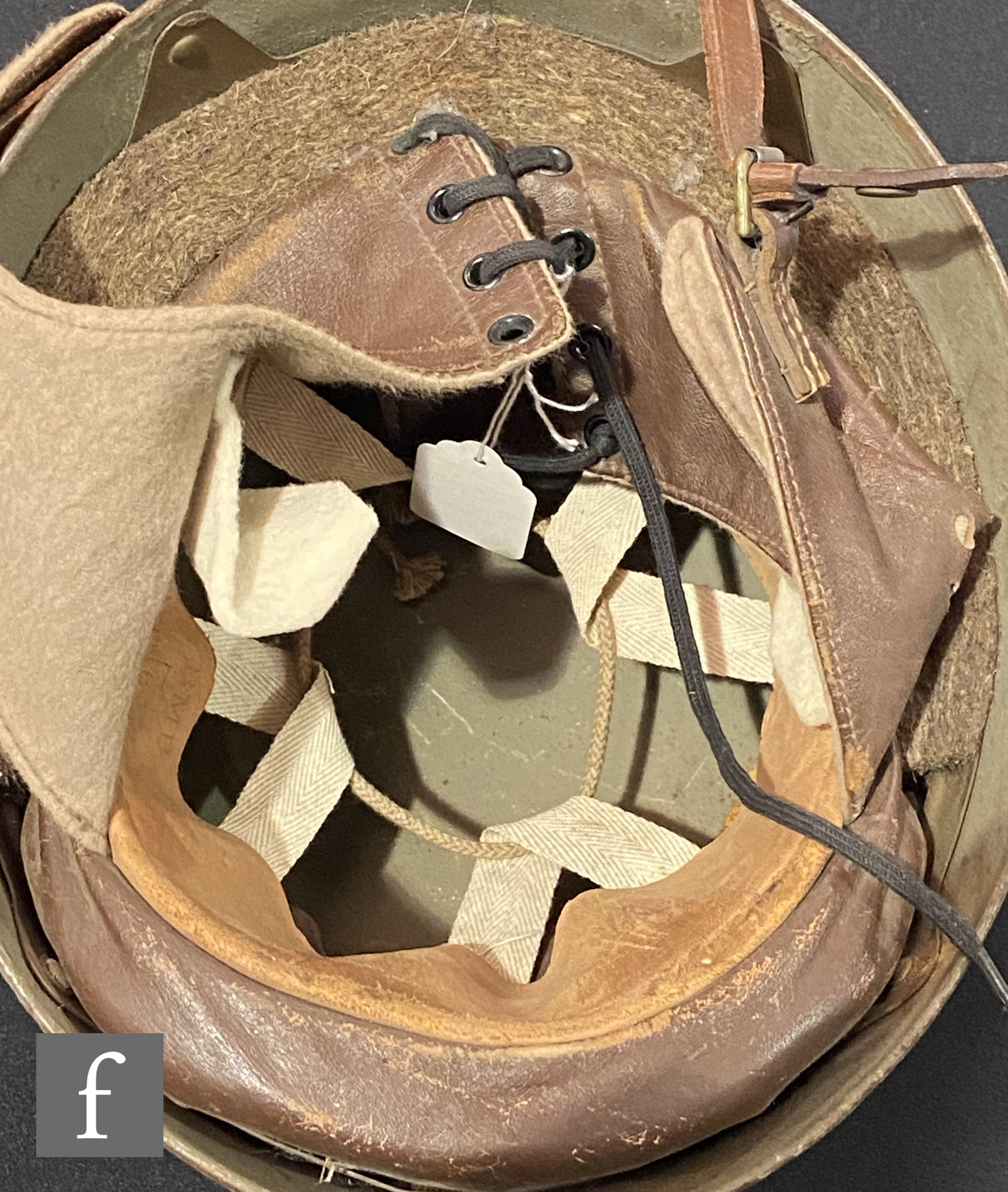 A World War Two era British despatch rider's helmet made by Briggs Motor Bodies (BMB), - Image 4 of 5