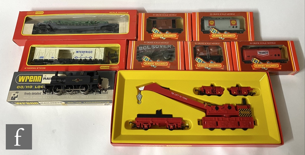 A collection of OO gauge model railway items, comprising a Wrenn W2205 0-6-0T BR black 31337