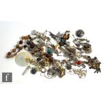 A parcel lot of assorted silver and white metal modern jewellery, costume jewellery etc, to