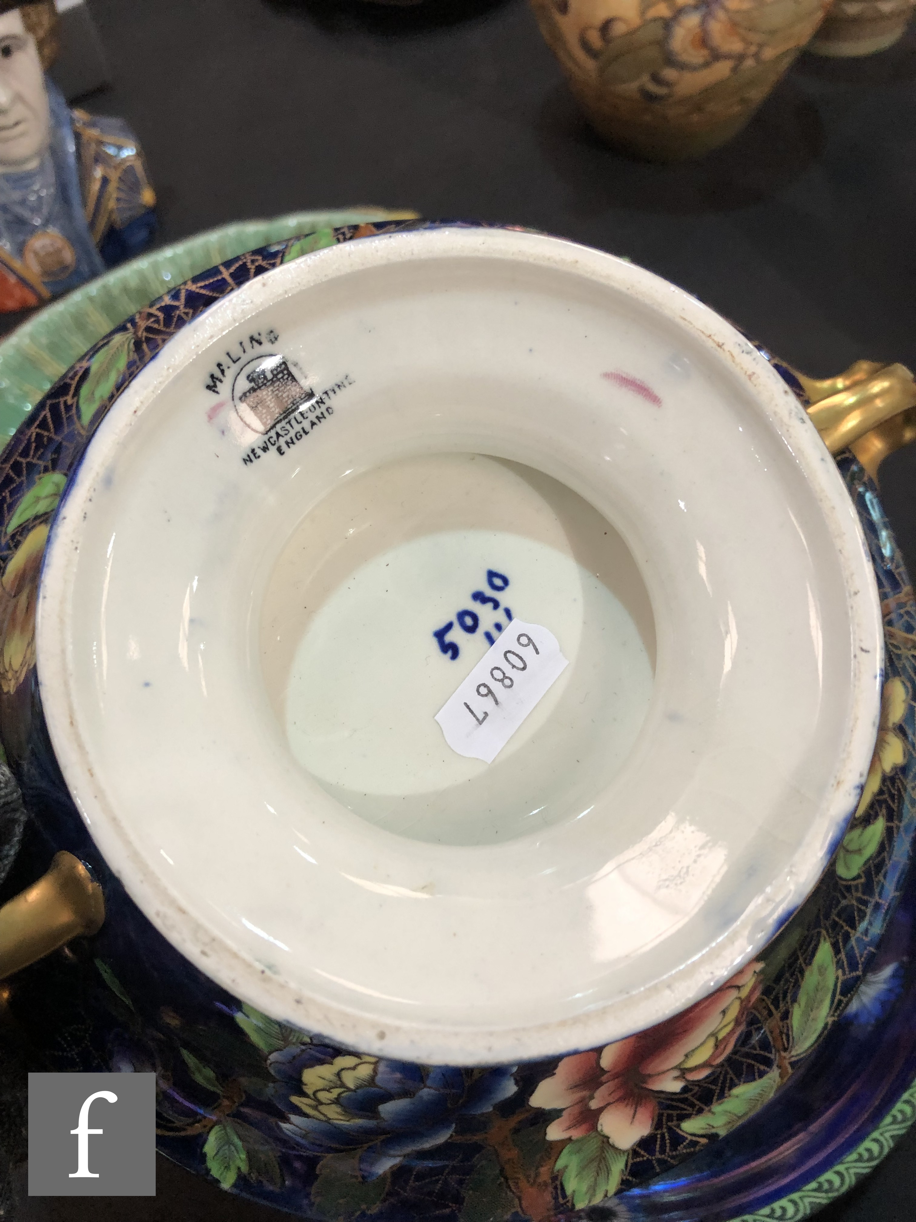 Two 1930s Maling bowls, the first a comport with twin handles decorated in pattern 5030 with - Image 2 of 3