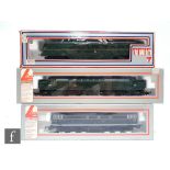 Three OO gauge Lima diesel locomotives, 205239 Class 31 BR green D5500, 205150 BR green Railcar