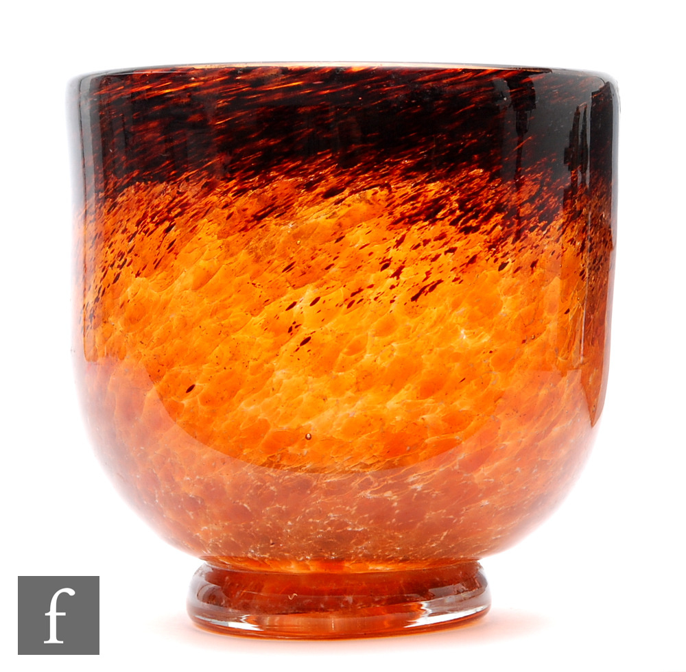 Unknown - A Czechoslovakian glass vase of footed form, decorated with mottled brown over the mottled