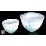 Kjell Engmann - Kosta Boda - A graduated pair of later 20th Century glass bowls in the Autumn