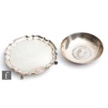 A hallmarked silver Churchill commemorative small dish with a similar small salver, total weight