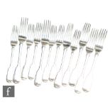 A set of six hallmarked silver fiddle pattern dinner and dessert forks, weight 20.5oz, London