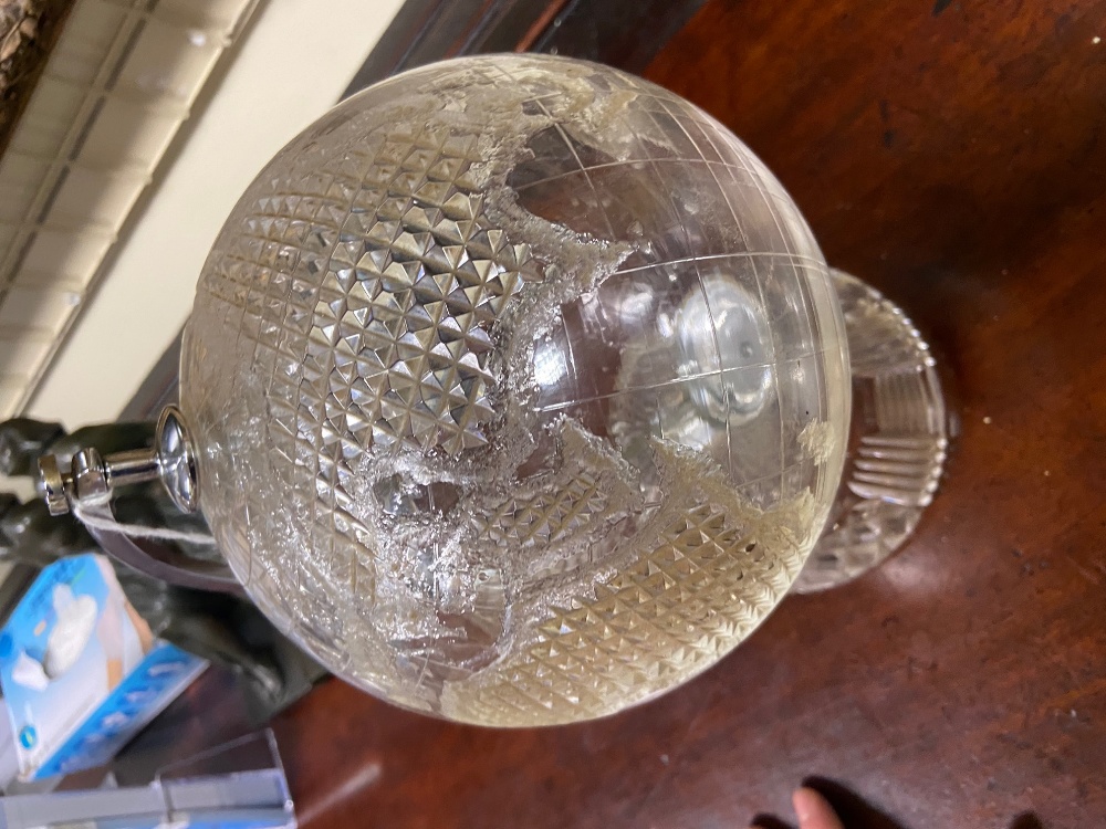 A Waterford crystal etched model of a Globe of the World, on shaped base. (1) - Image 5 of 9