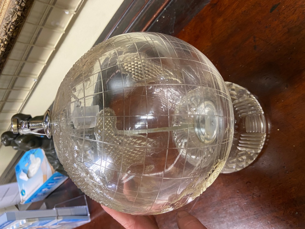 A Waterford crystal etched model of a Globe of the World, on shaped base. (1) - Image 6 of 9