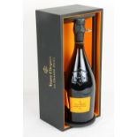 2004 Veuve Cliquot Grande Dame Champagne, boxed. (1)