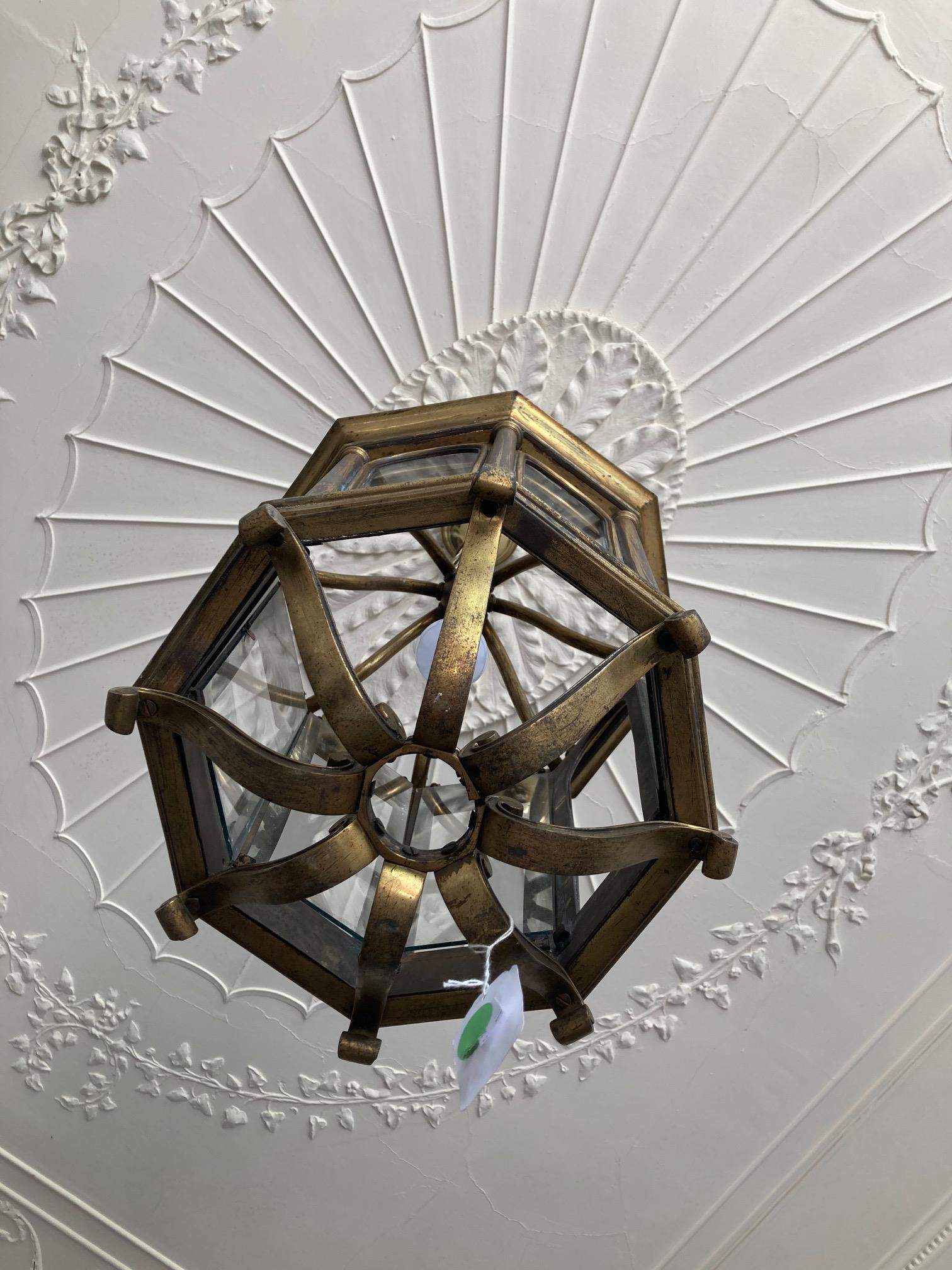 A very good and heavy 19th Century brass Hall Lantern, of tapering octagonal form with eight - Bild 4 aus 9