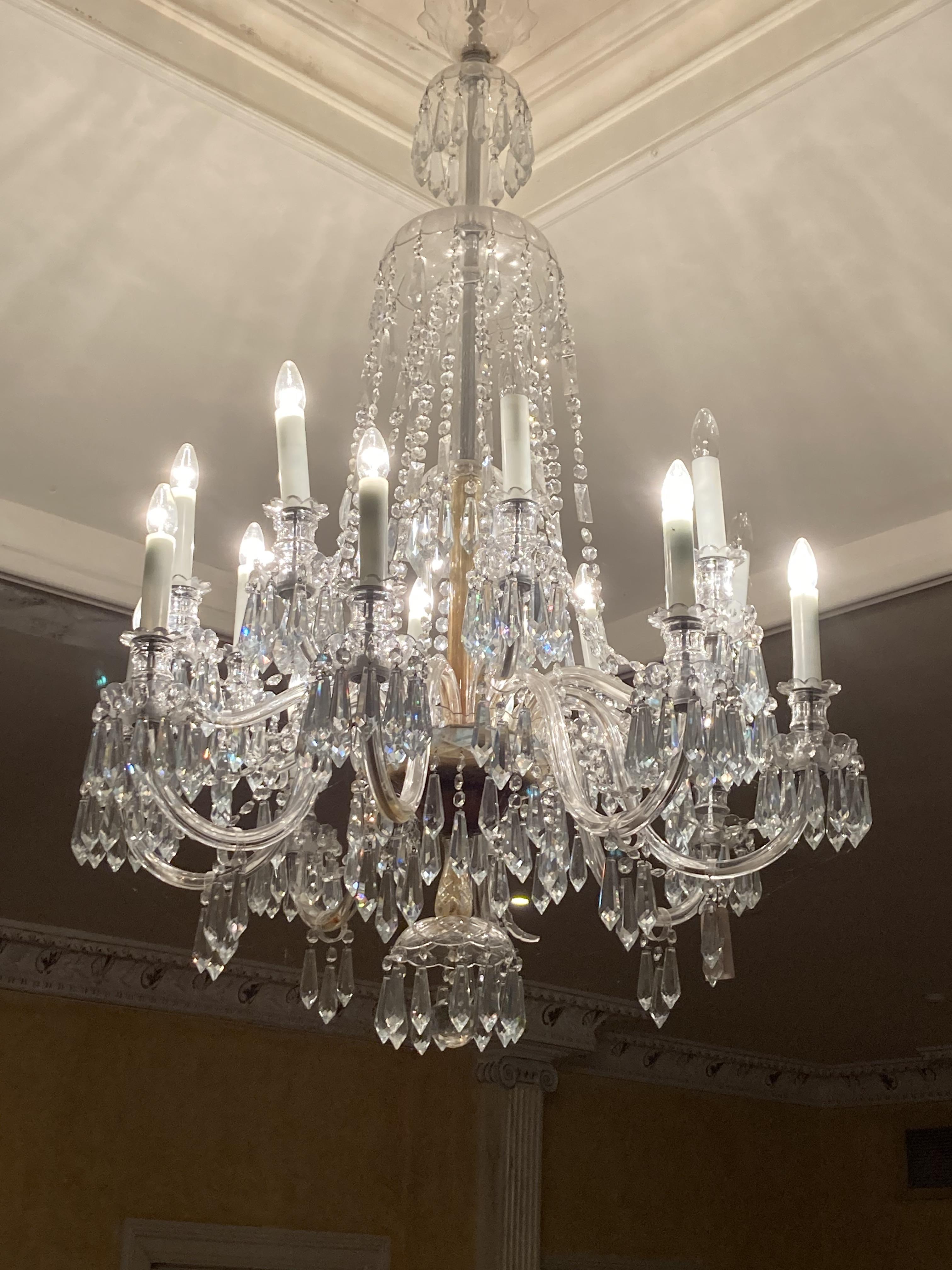 An extremely attractive large crystal Chandelier, with 16 branches on two levels, the upper inverted