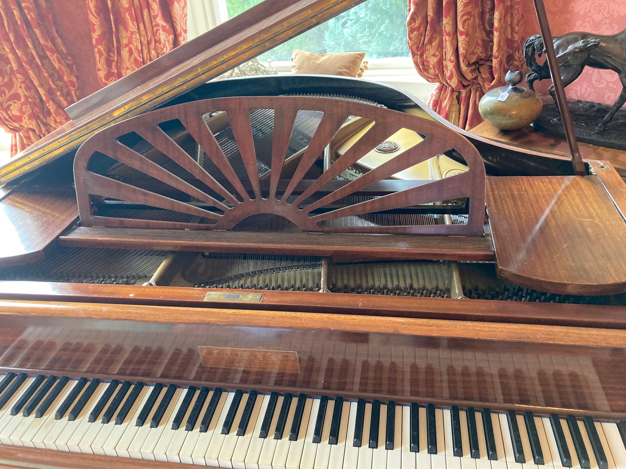 A Baby Grand Piano, in mahogany case, by Challen & Son, London, with 48'' (122cms) keyboard, 39''h x - Image 6 of 11