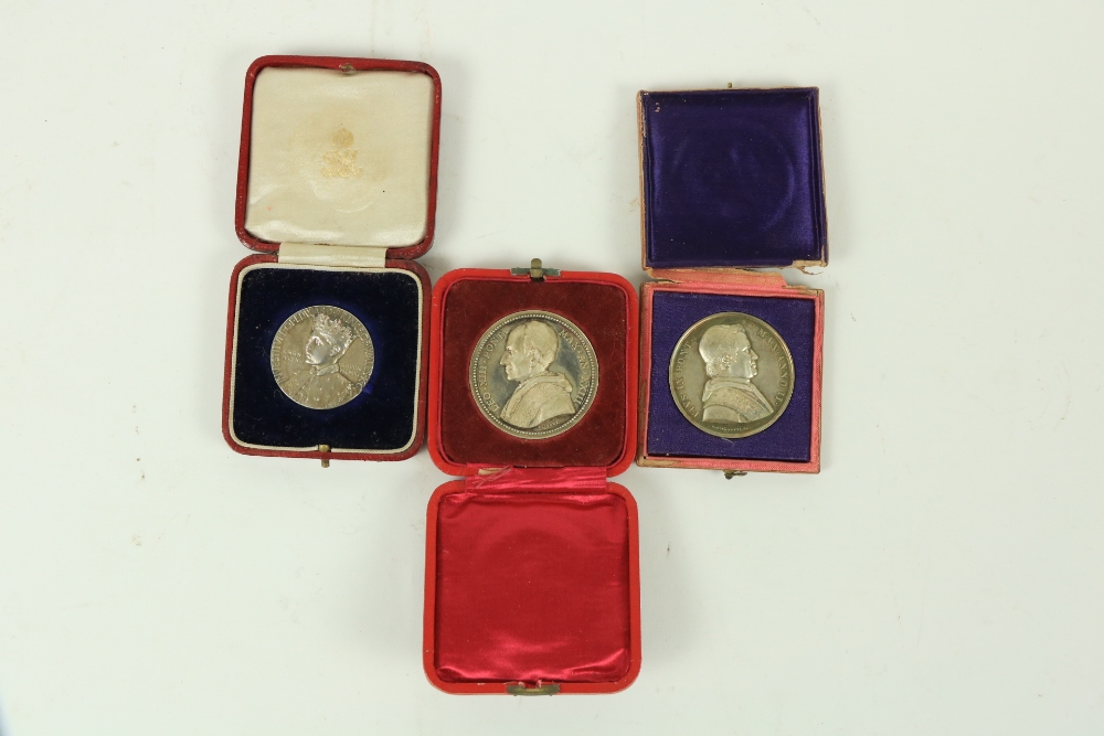 Two cased silver Papal Medals, Pope Leo XIII, Pius IX, National Eistedd Association Medal with