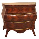 PICCOLO CASSETTONE A TRE CASSETTI - SMALL COMMODE WITH THREE DRAWERS