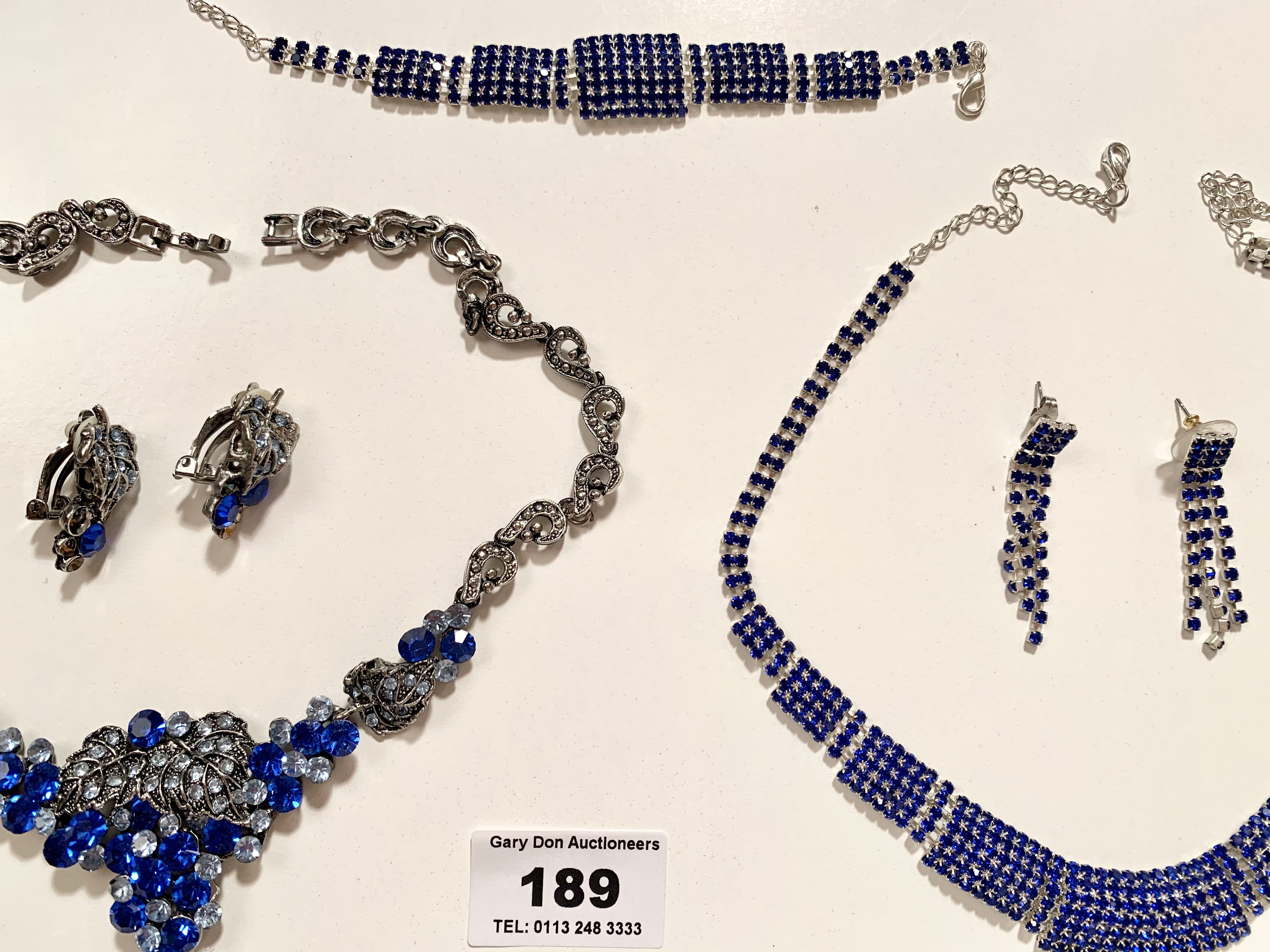 2 sets of blue dress necklaces, bracelets and earrings - Image 2 of 2