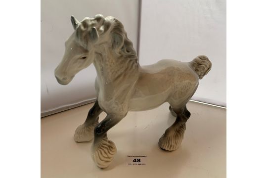 Grey Beswick shire horse. No damage - Image 1 of 2