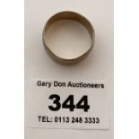 9k gold wedding band, w: 6.5 gms, size Y