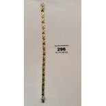 14k gold bracelet, w: 7.7 gms, length 8” (20cm)