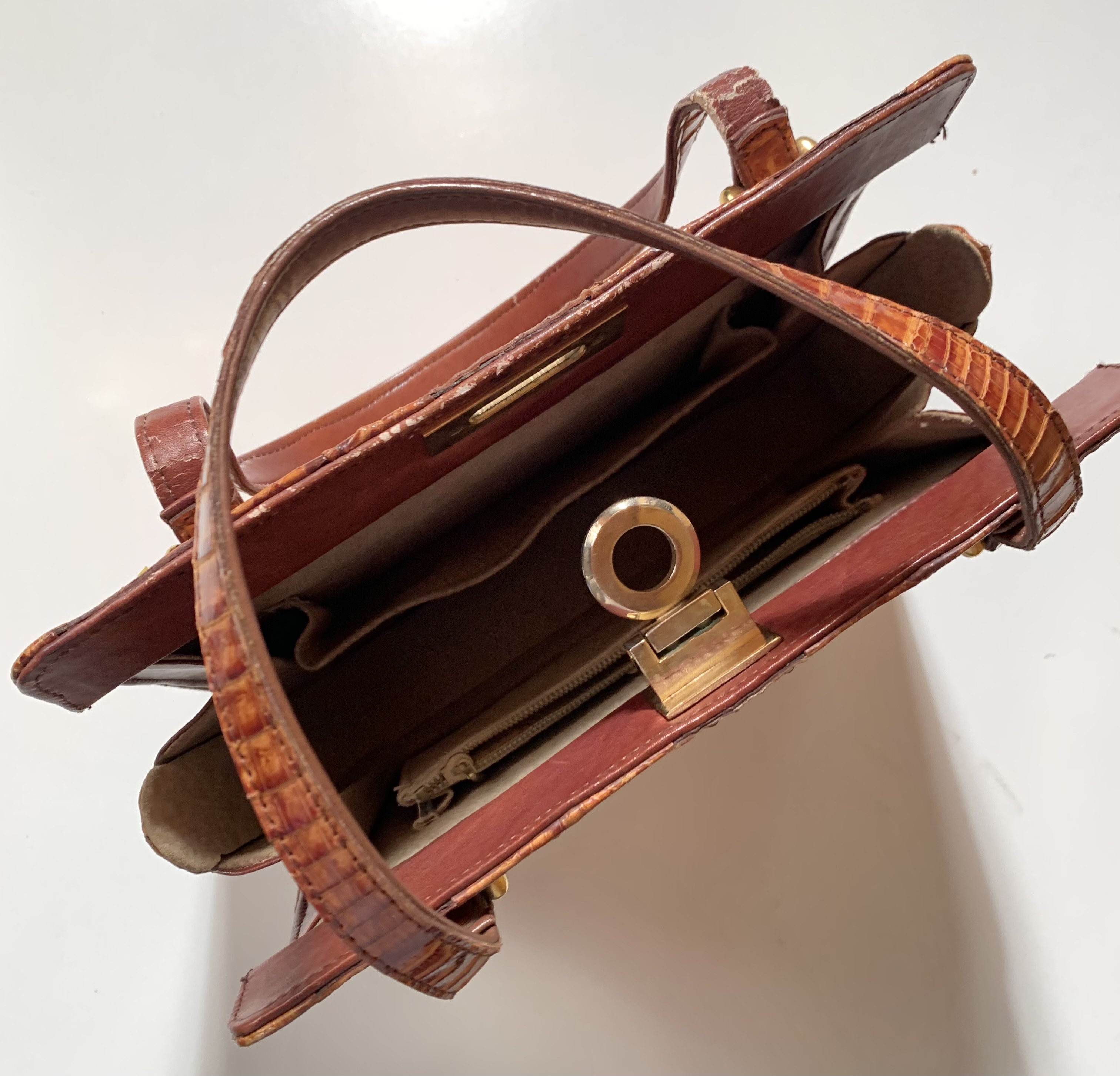 Crocodile handbag 11” (28cm) x 9” (23cm) - Image 2 of 2