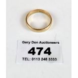 9k gold wedding band, w: 3.7 gms, size T