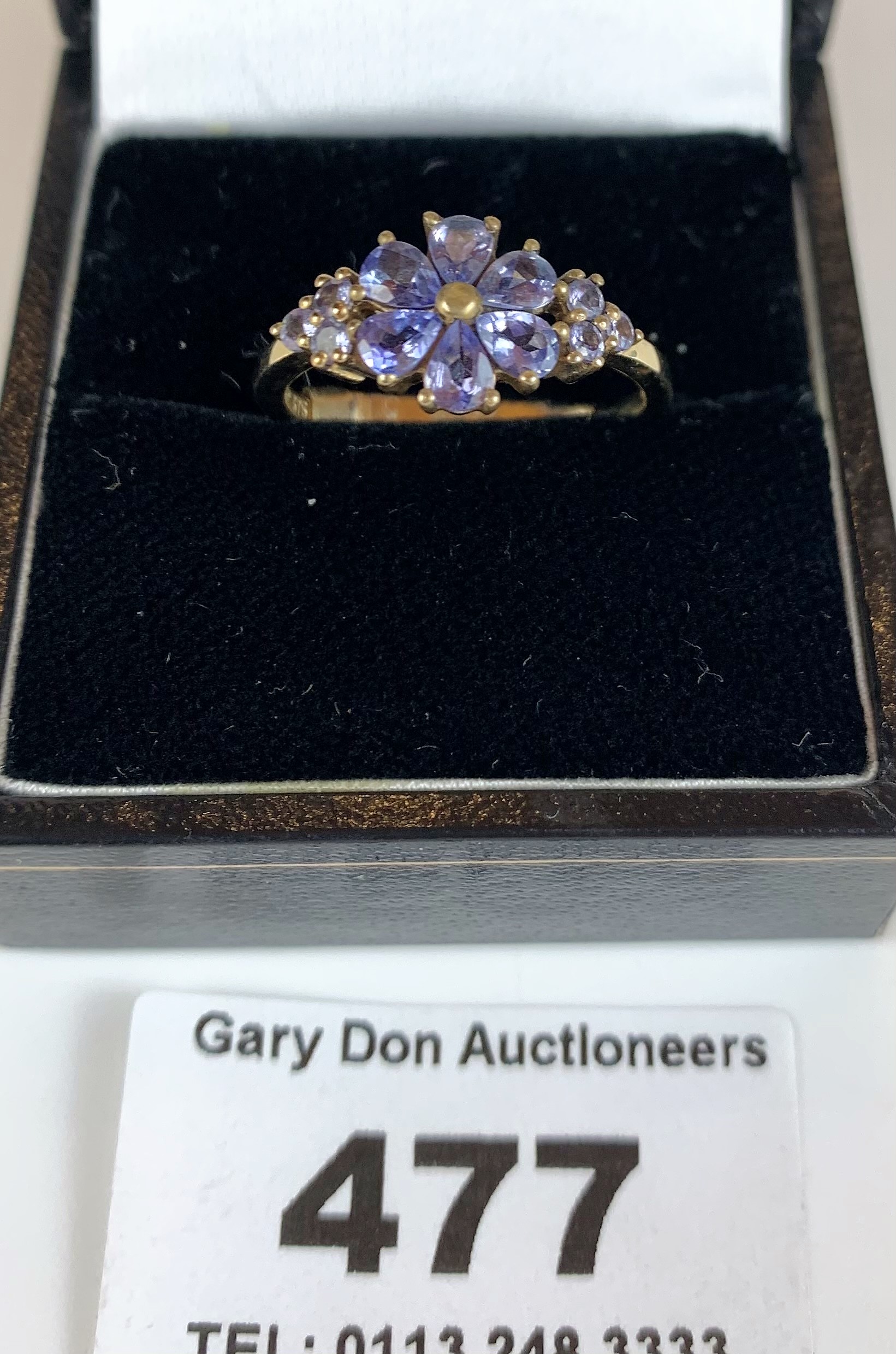 9k gold ring with purple stones, w: 2.2 gms, size P - Image 4 of 5