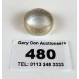 18k gold wedding band, w: 5.5 gms, size N