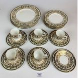 30 piece Royal Worcester Windsor tea and dinner set including 6 dinner plates, 6 medium plates, 6