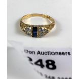 18k gold, sapphire and diamond ring, size P, w: 3.2 gms