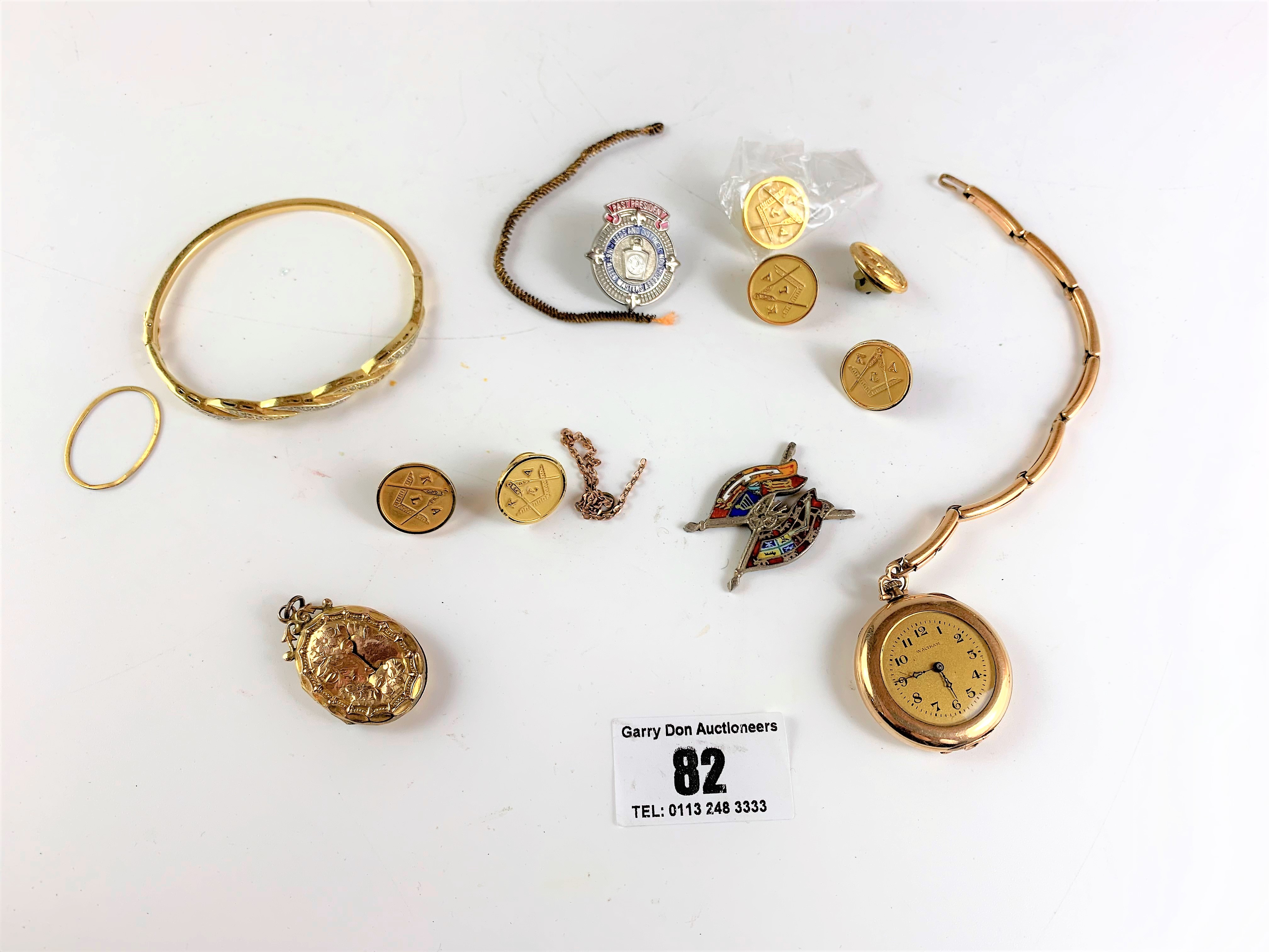 Bag of assorted dress jewellery including bracelets, pendants, badges etc.
