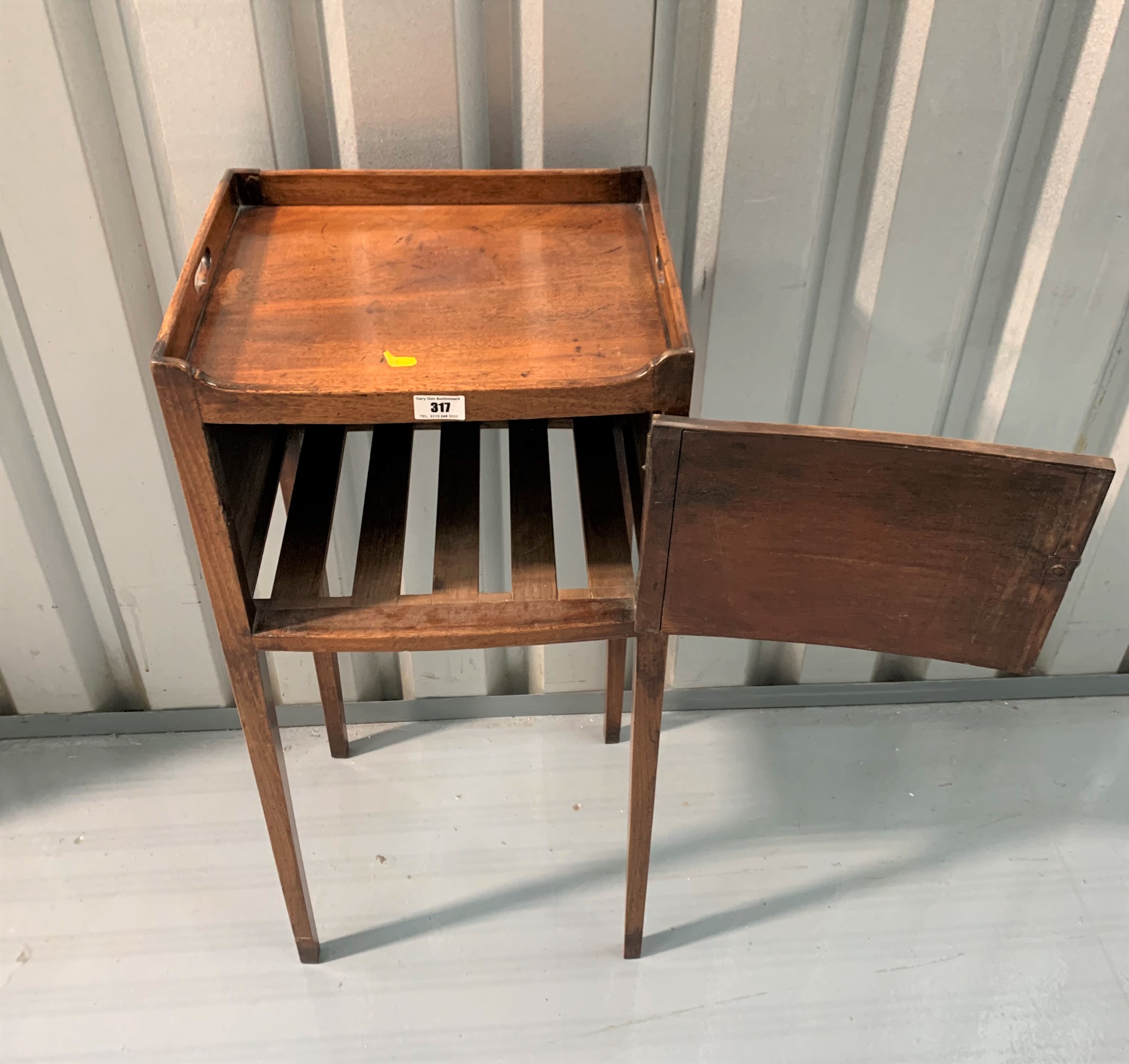 Mahogany pot cupboard/stand. 31” high, 14” wide, 12” deep - Image 5 of 7