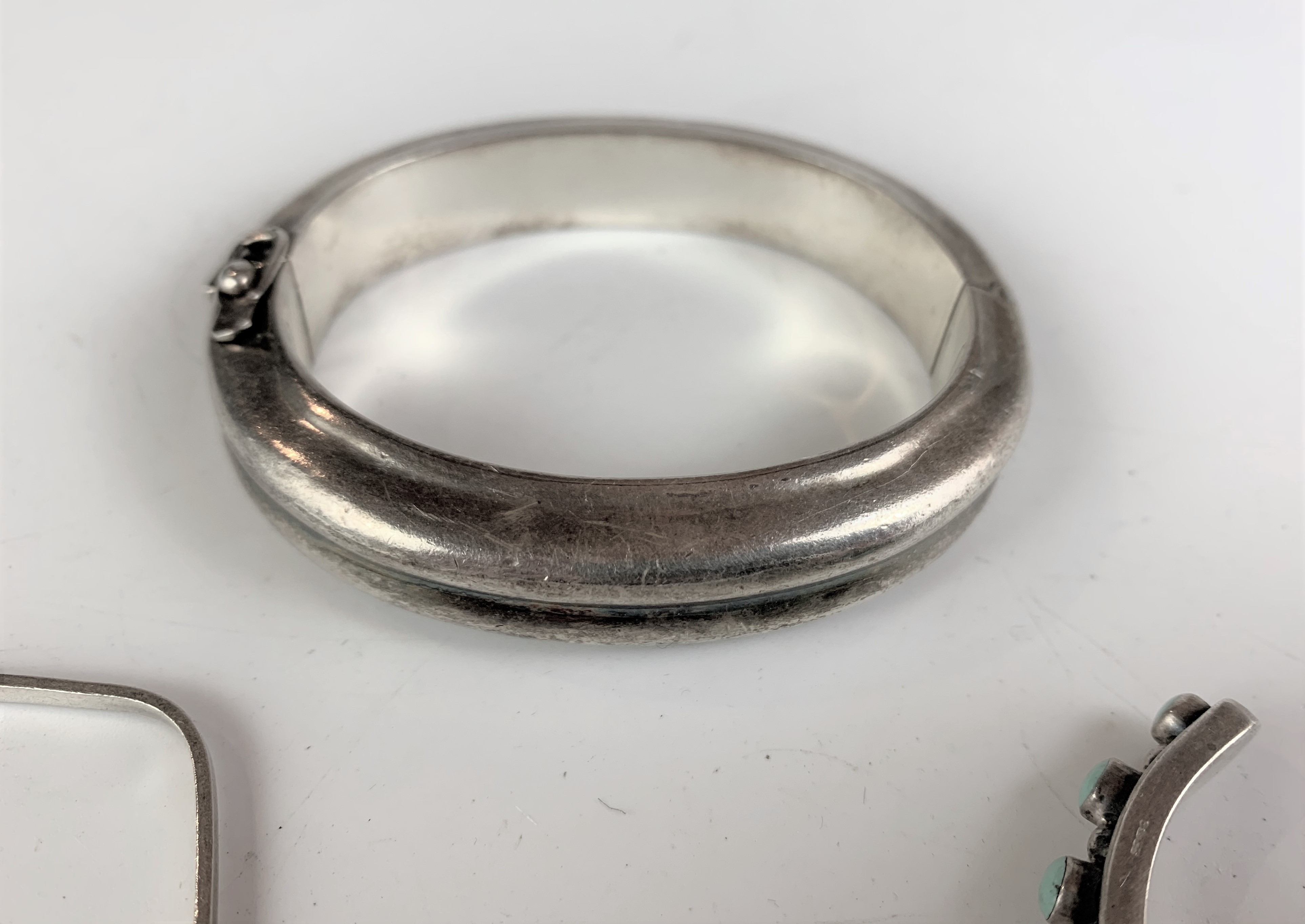 3 silver bangles, total w: 3.2 ozt - Image 5 of 7