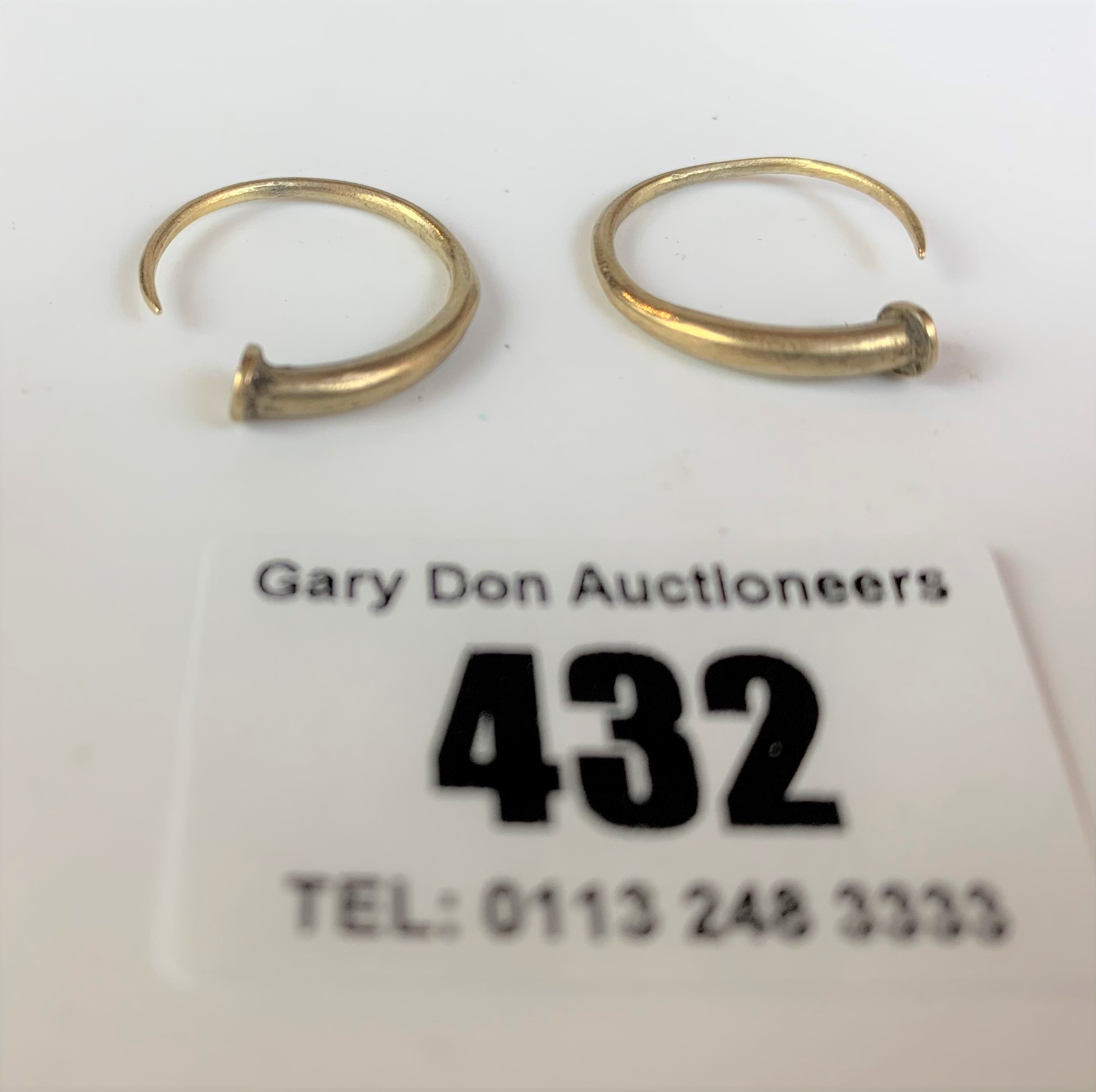 Pair of 9k gold hoop earrings, total w: 2 gms