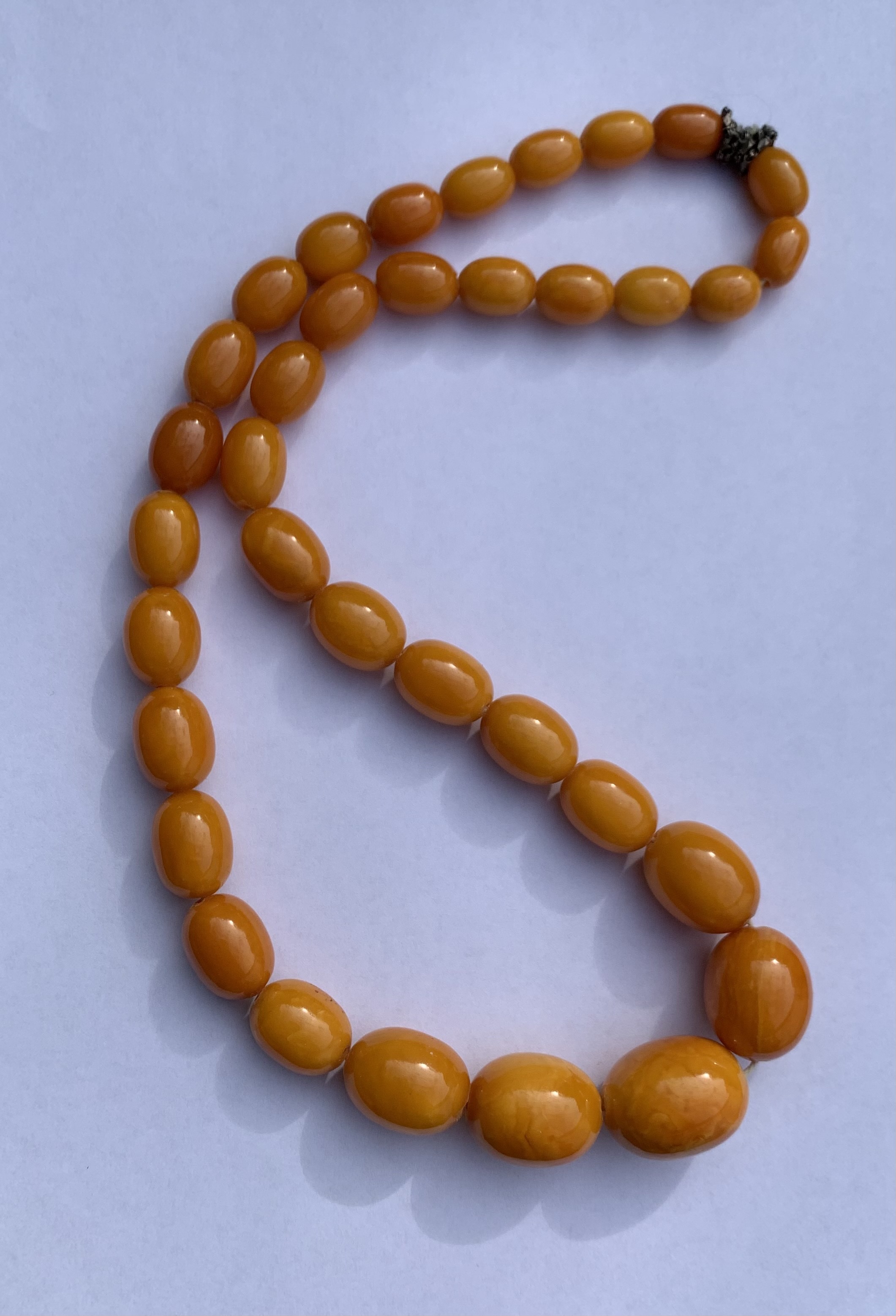 Amber necklace with 35 beads, w:89 gms - Image 8 of 8