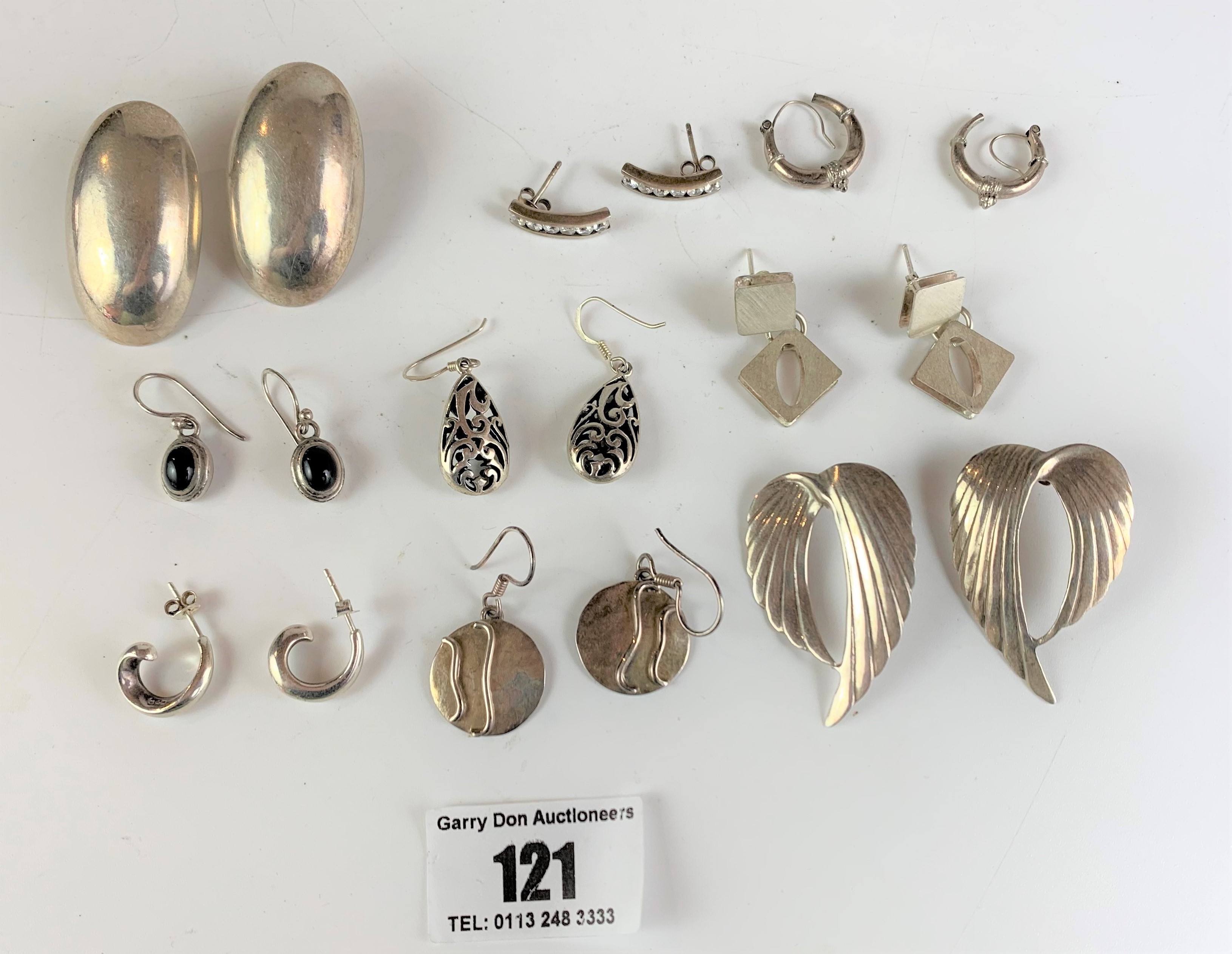 9 pairs of assorted silver earrings, total w: 1.5 ozt