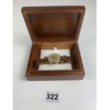 9k gold gents Rotary watch with 9k gold bracelet, total w: 55.7 gms. Working