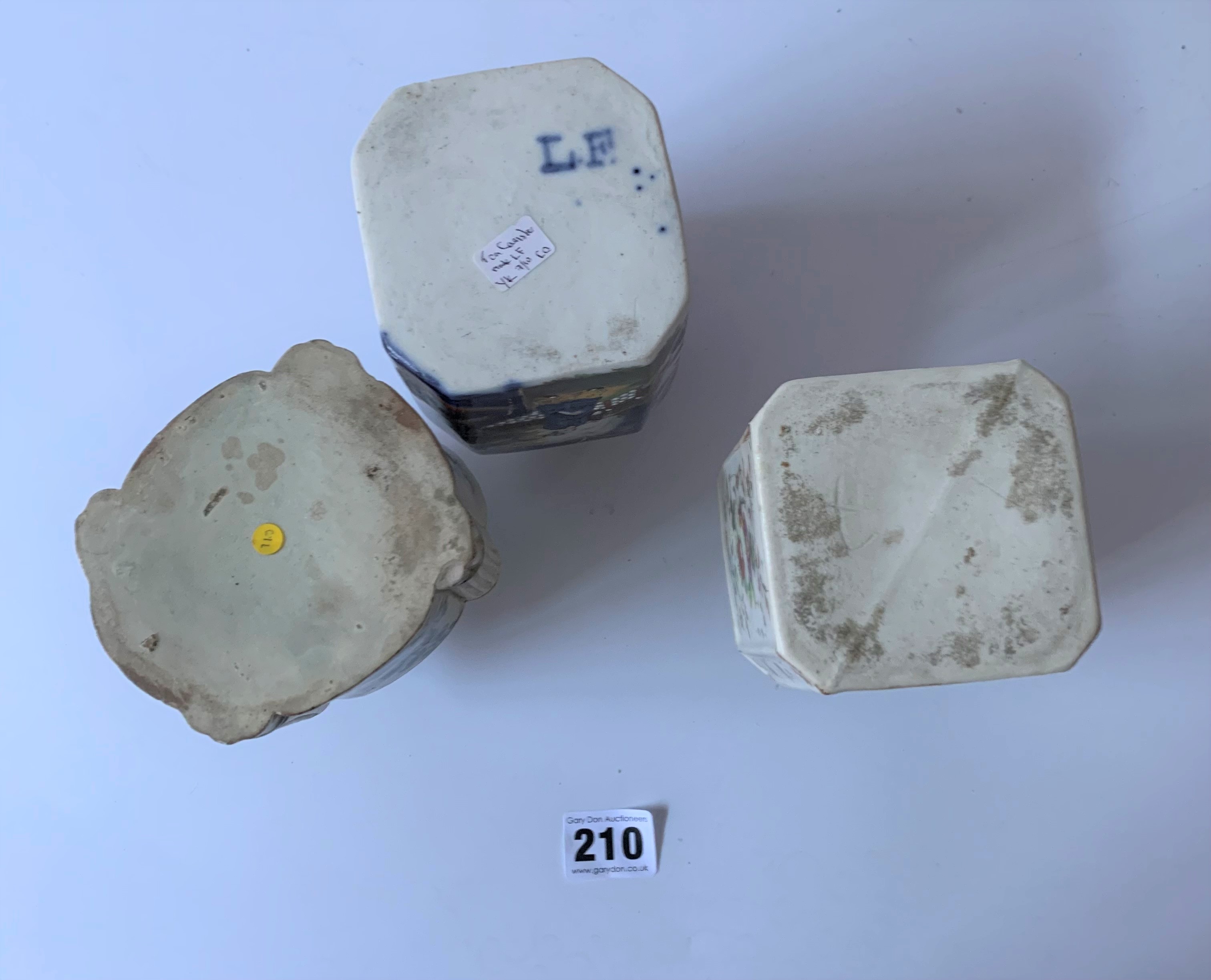 3 jelly moulds and 3 canisters - Image 8 of 8
