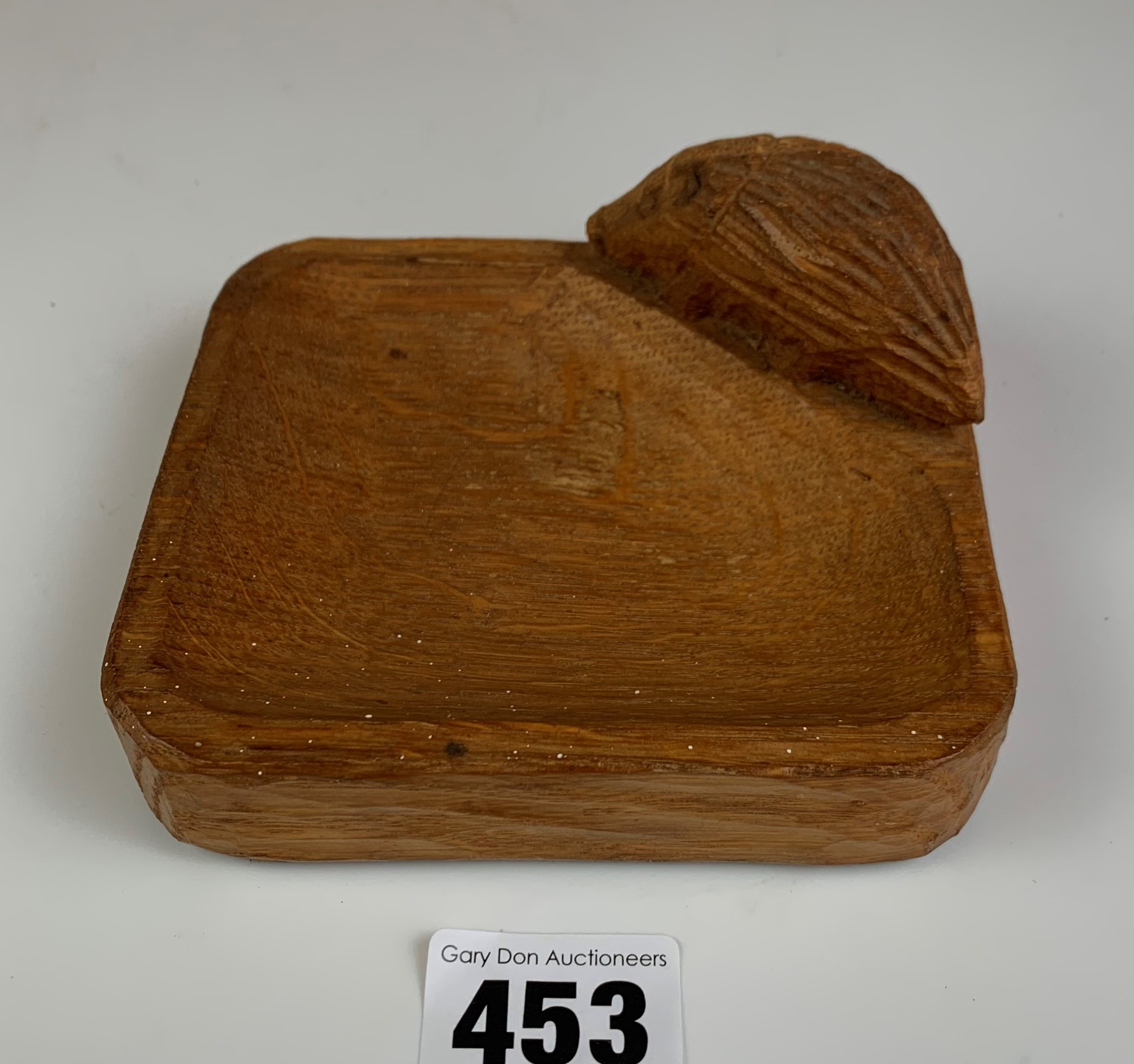 Carved nut dish with hedgehog by Albert Hoyland, woodcarver, Barnsley 4.5” x 4”