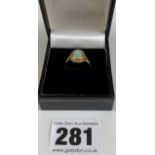 9k gold and opal stone ring, size L, w: 1.9 gms