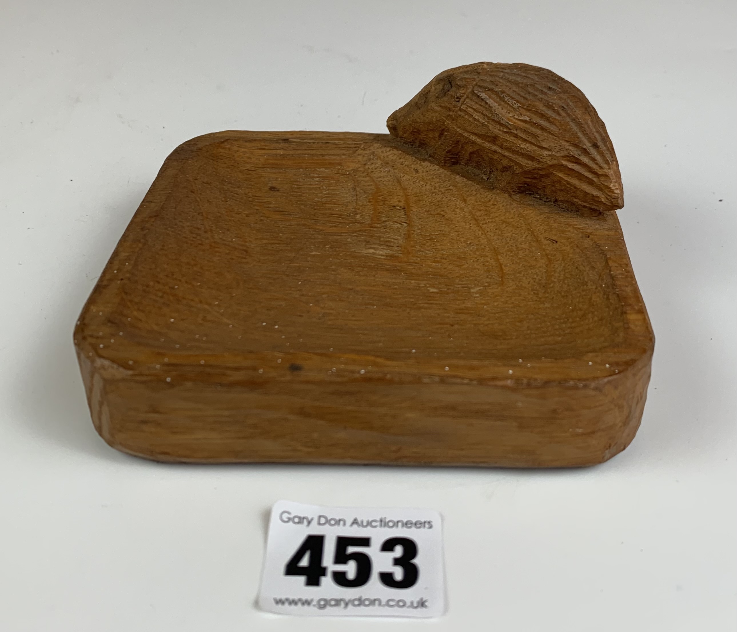 Carved nut dish with hedgehog by Albert Hoyland, woodcarver, Barnsley 4.5” x 4” - Image 2 of 5