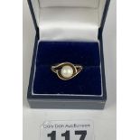 9k gold and pearl ring, size N, w: 2.7 gms