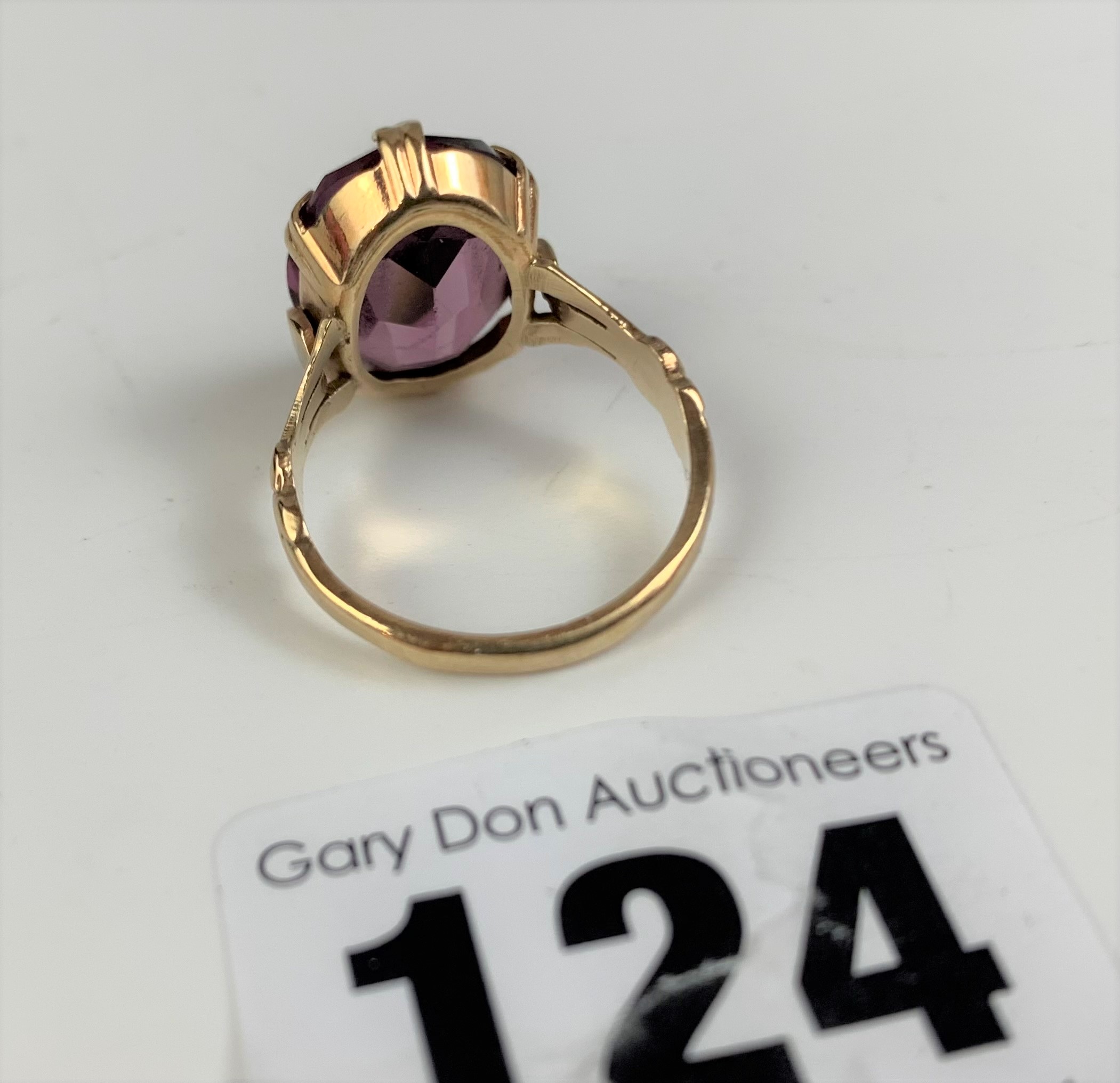 9k gold and pink stone ring, size M, w: 3.9 gms - Image 4 of 6