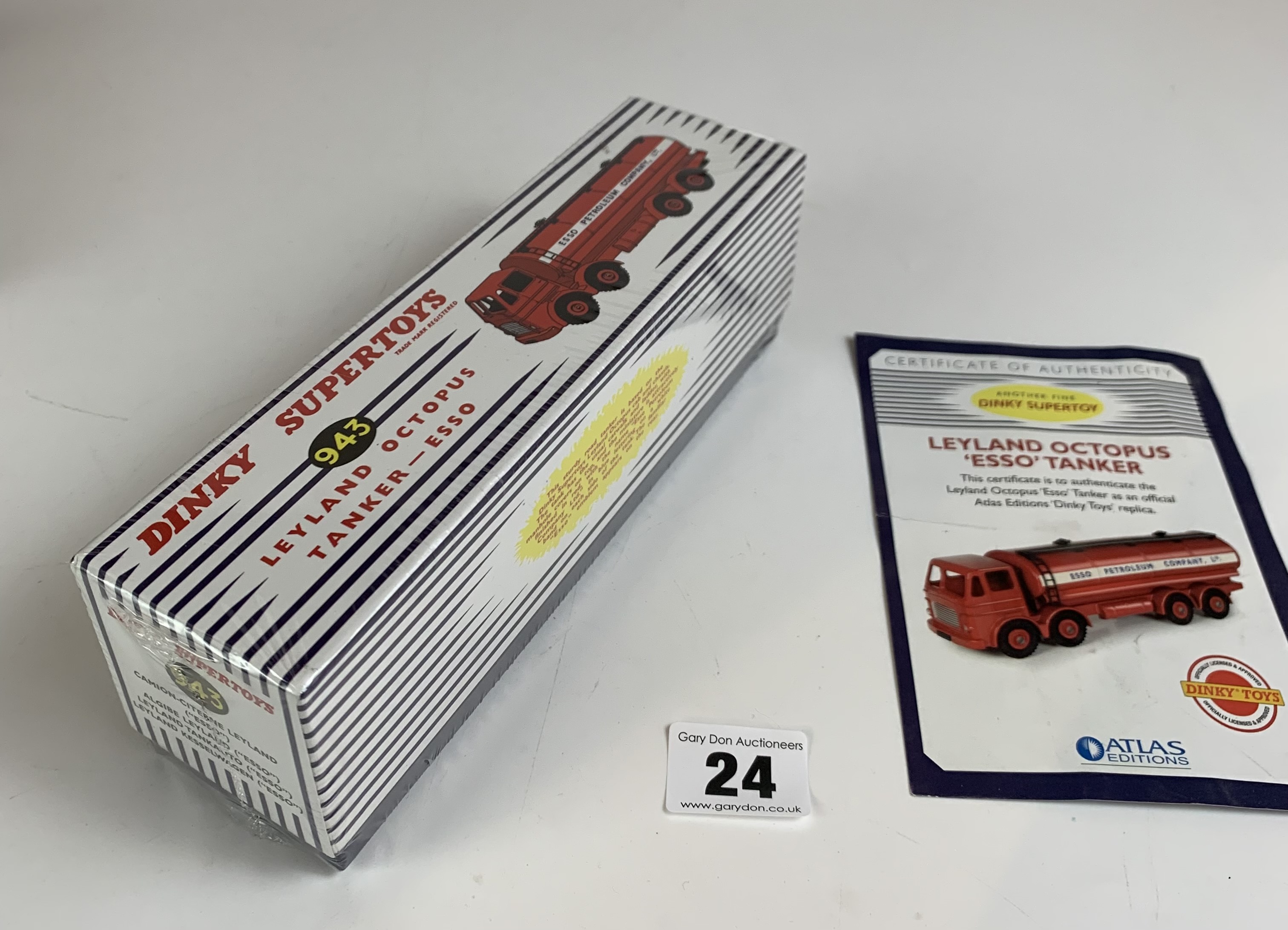 Unopened Boxed Dinky Supertoys Leyland Octopus Tanker Esso 943, 2 Boxed The Dinky Collection - Image 3 of 9