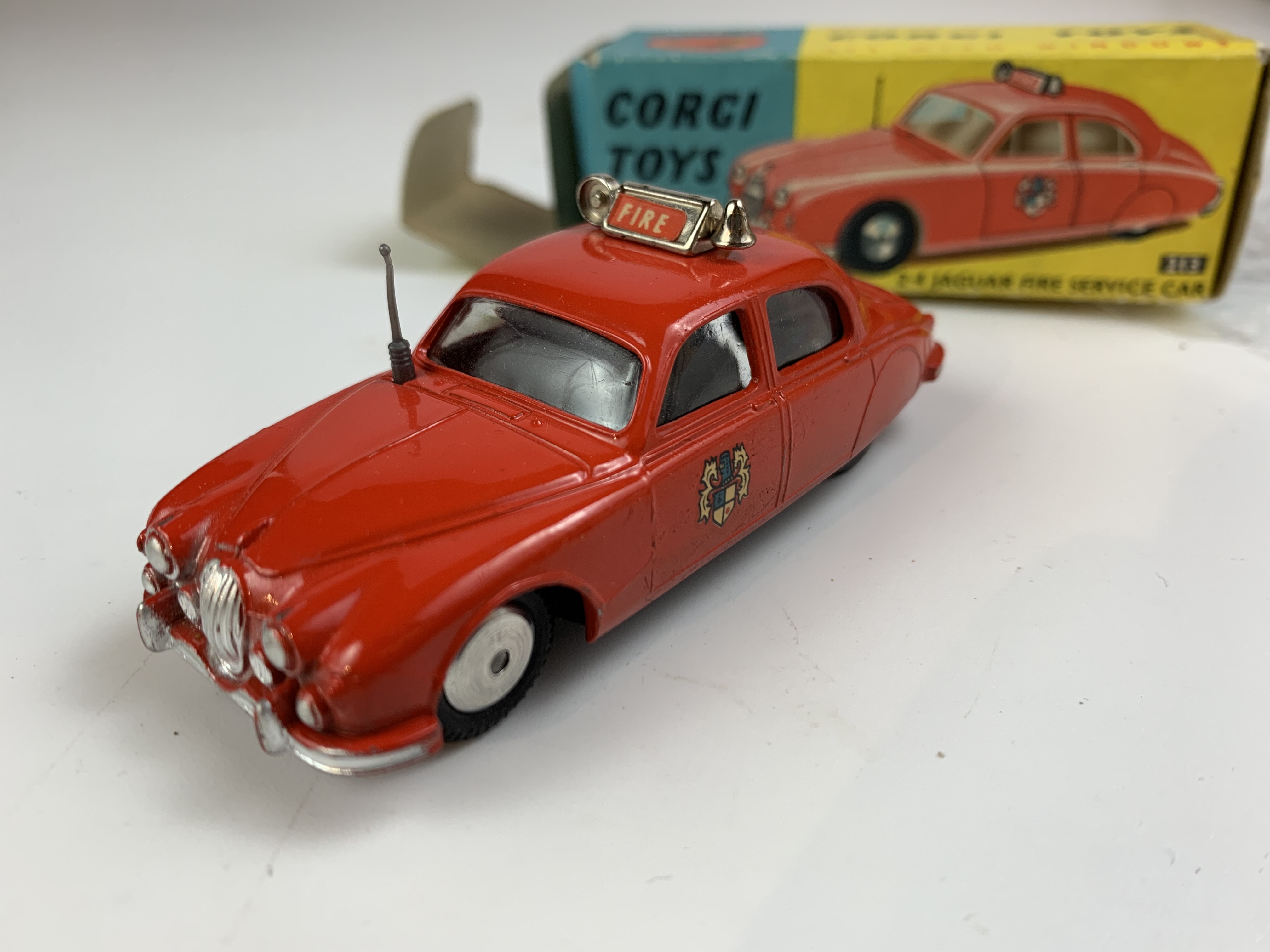 Boxed Dinky Toys 481 Bedford 10 CWT Van ‘Ovaltine’ and boxed Corgi Toys 213 2.4 Jaguar Fire - Image 9 of 11