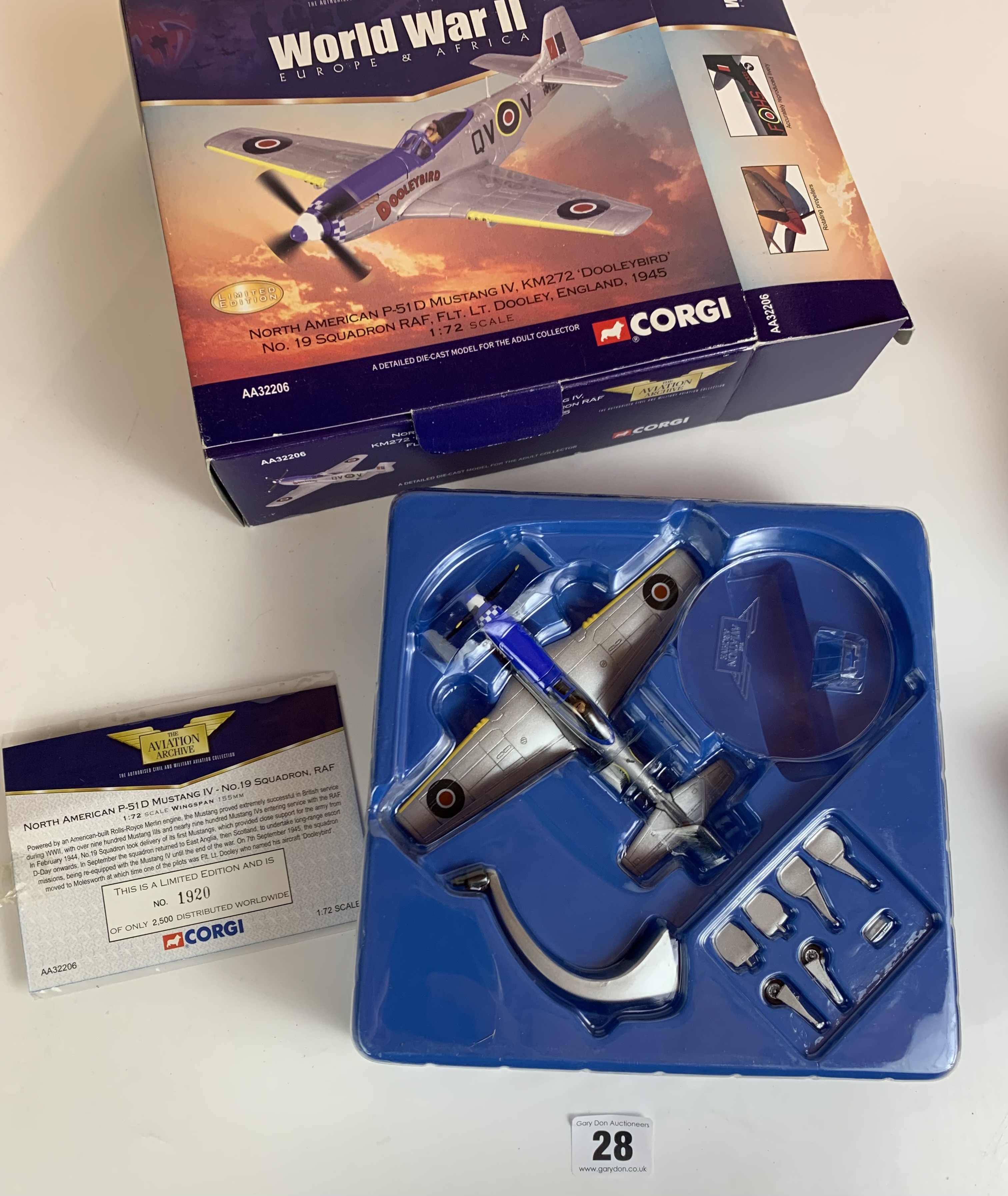 Boxed Corgi Showcase Collection Louis Bleriot XI Monoplane, Boxed Classic Fighter and Boxed Corgi - Image 5 of 8