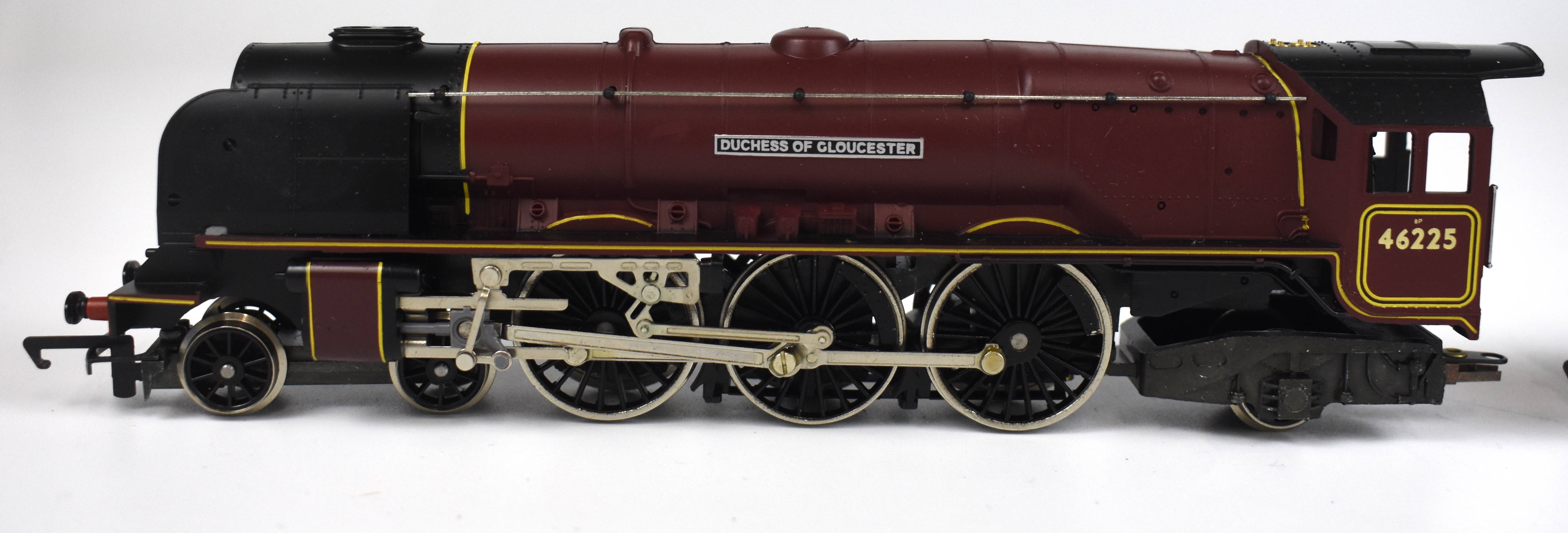 Boxed Hornby Railways Locomotives Toplink, R2023 BR Duchess of Gloucester locomotive and tender - Image 2 of 9