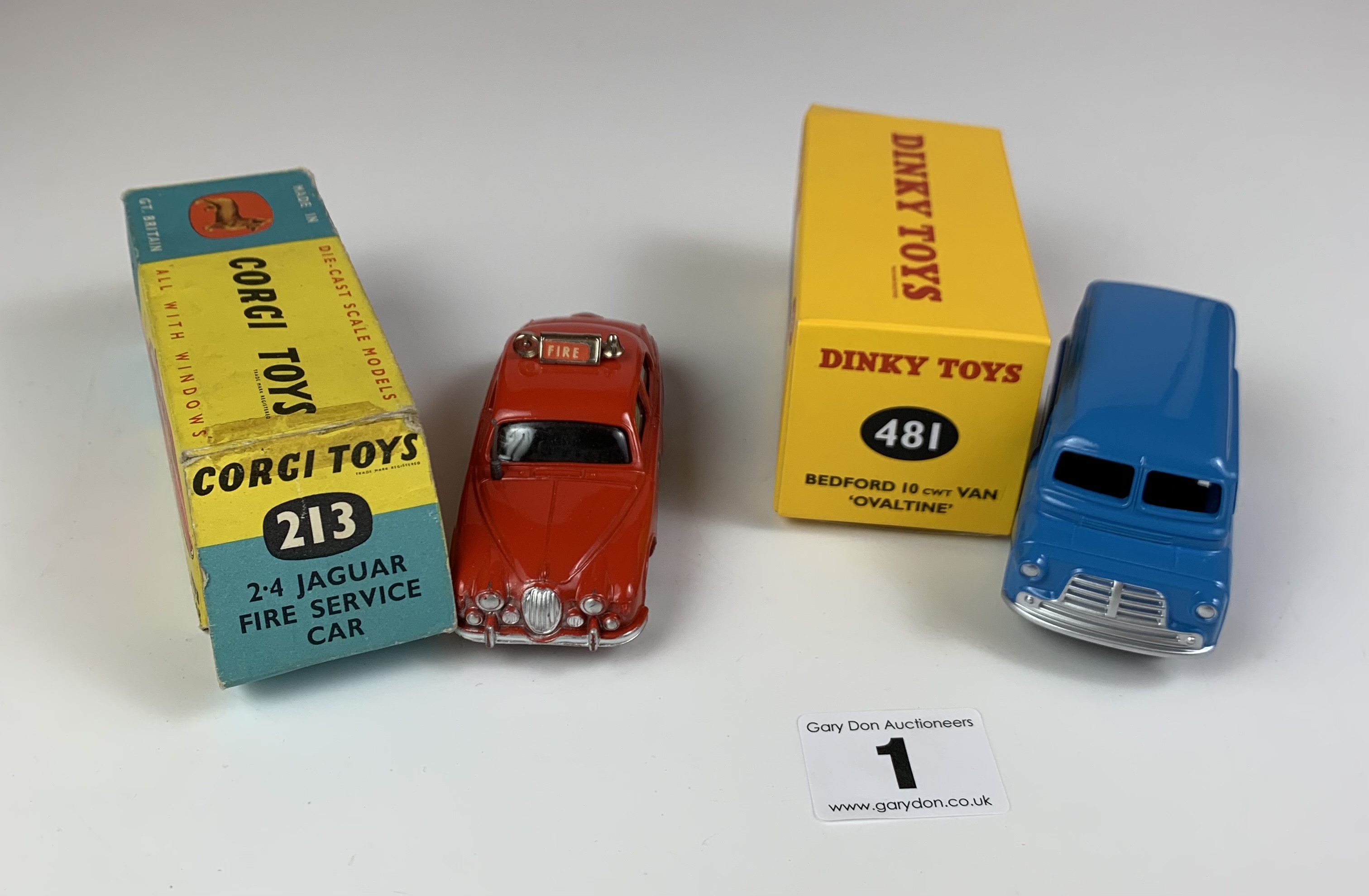 Boxed Dinky Toys 481 Bedford 10 CWT Van ‘Ovaltine’ and boxed Corgi Toys 213 2.4 Jaguar Fire - Image 3 of 11