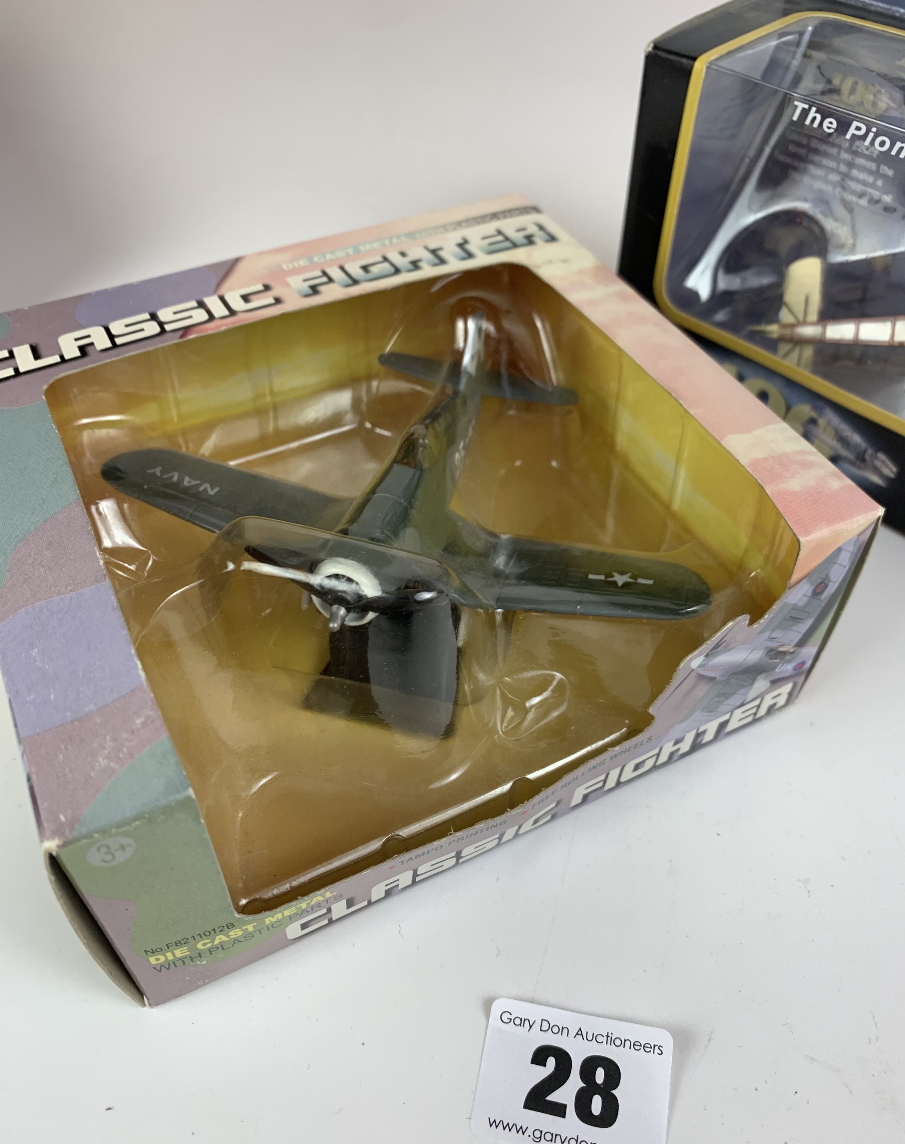 Boxed Corgi Showcase Collection Louis Bleriot XI Monoplane, Boxed Classic Fighter and Boxed Corgi - Image 7 of 8