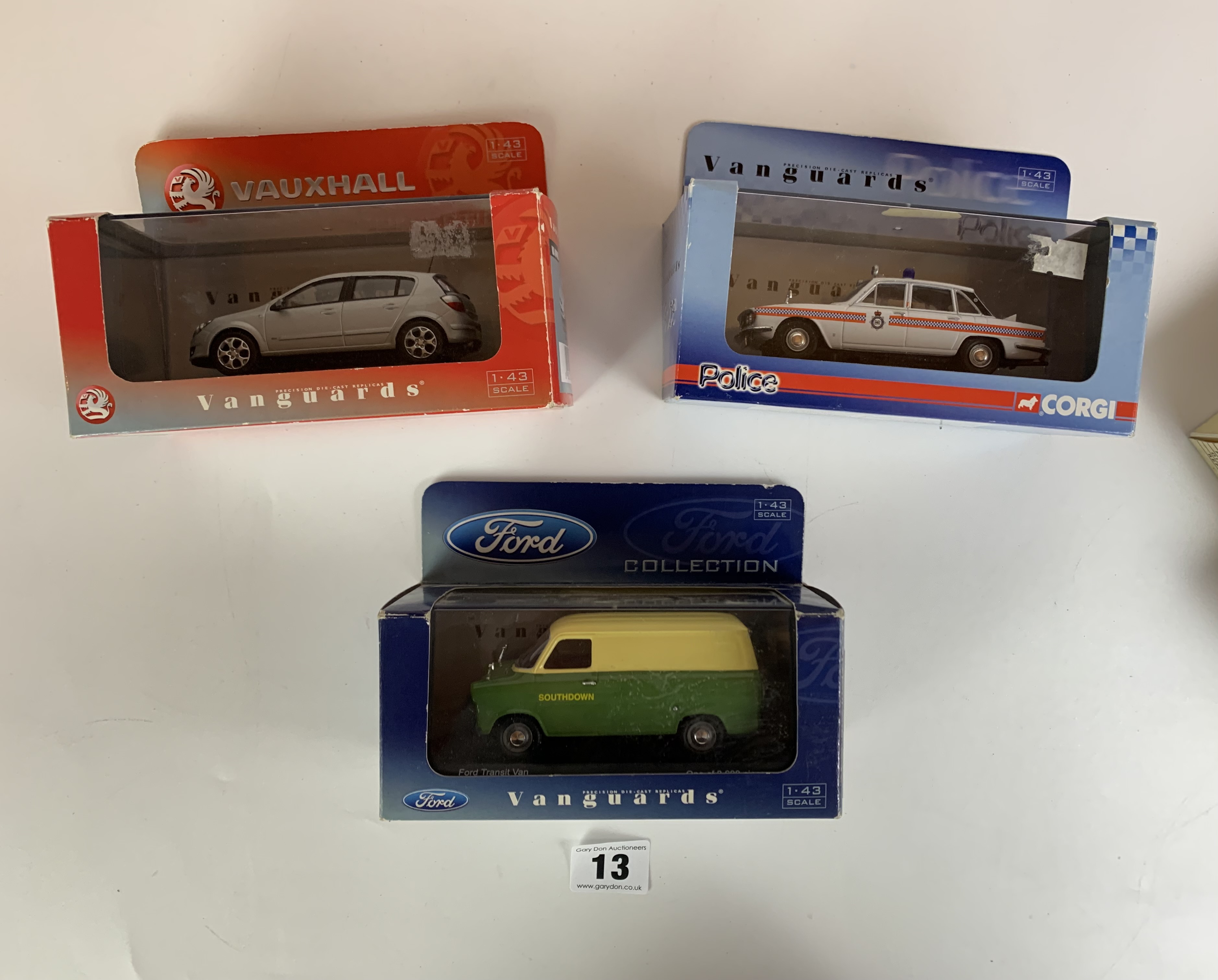 3 Boxed Vanguards Classic Commercial Vehicles- Bedford S type Van, Leyland Comet Tanker and Commer - Image 3 of 5