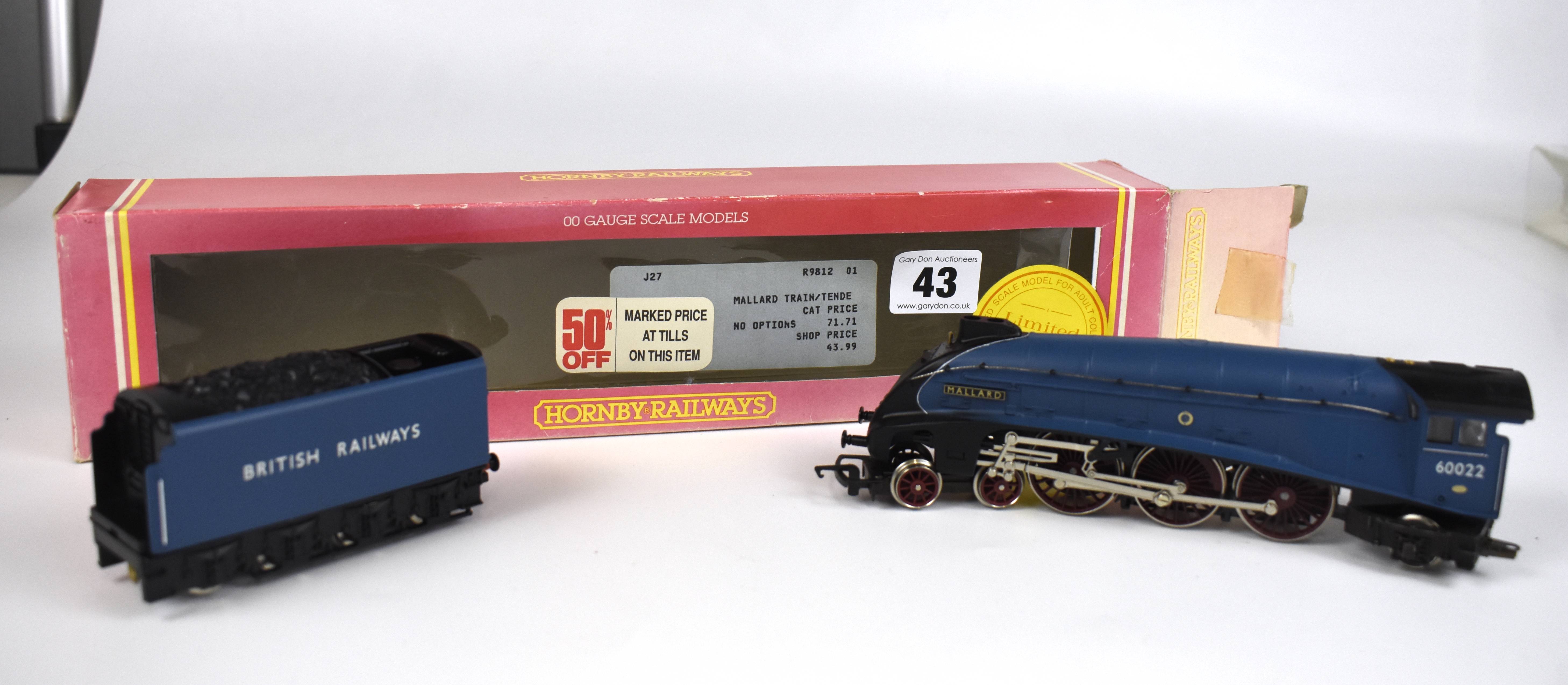 Boxed Hornby R9812 01 Mallard locomotive and tender 60022