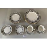 18 piece Royal Worcester ‘Padua’ part set, 2nd quality to include 6 dinner plates, 5 medium